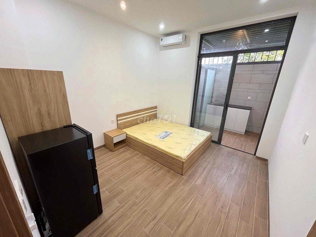 STUDIO TÁCH BẾP TRỆT Ở ĐƯỢC NGAY