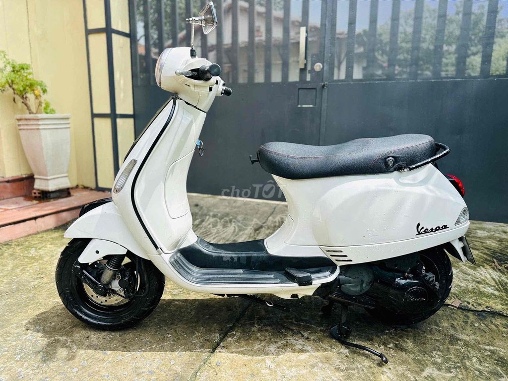 Piaggio Vespa LX 2014 Trắng. Mua bán Xe máy tại Quận 12 Tp Hồ Chí Minh được đăng bởi Ta Thanh Thai hình 3