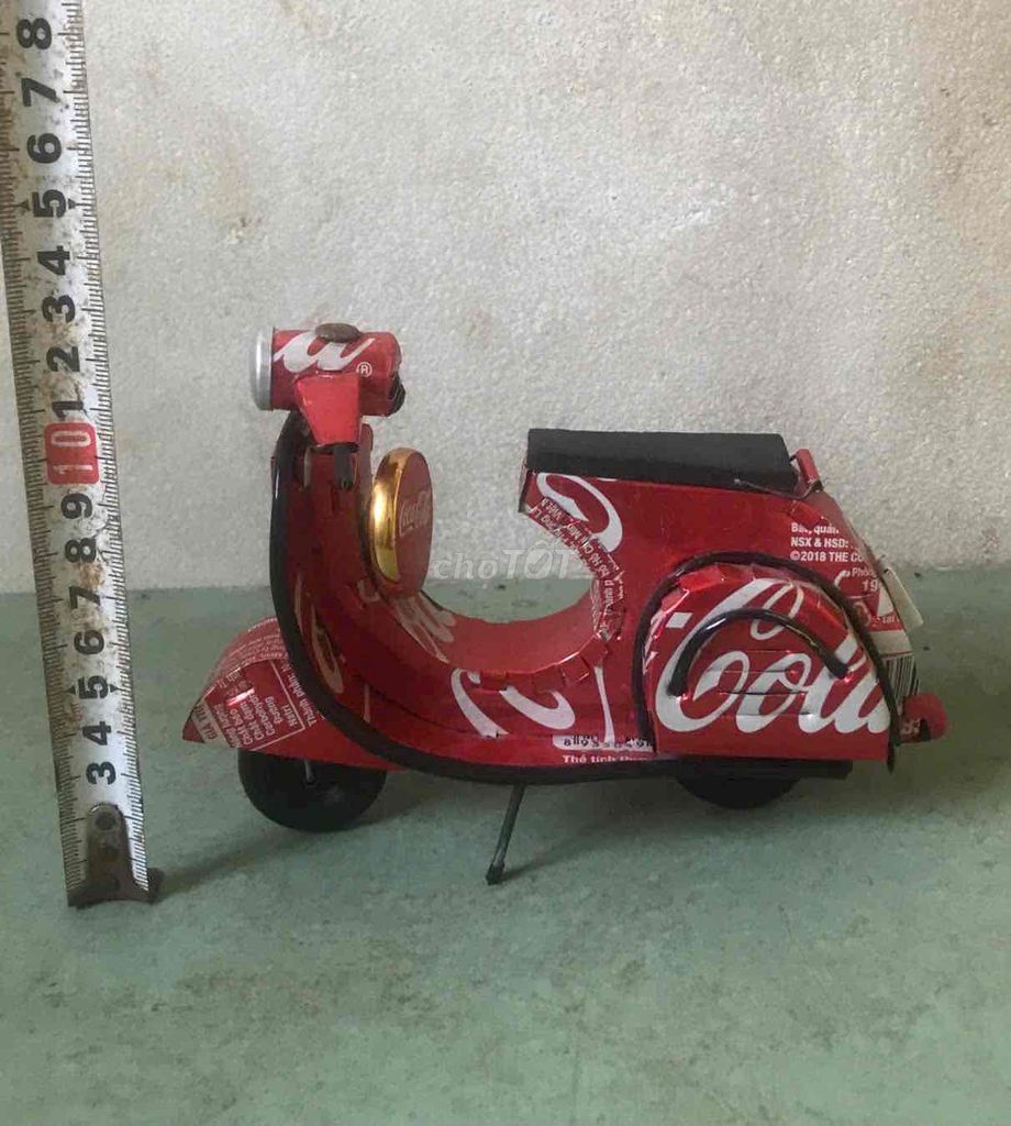 Mô hình Vespa vỏ lon Pepsi đỏ 16cm. Mua bán Sở thích khác tại Quận Ninh Kiều Cần Thơ được đăng bởi Đồ Cũ Xưa hình 1