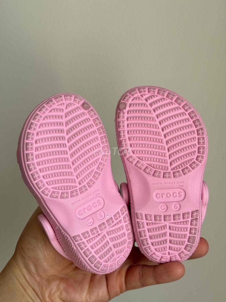 Sandal crocs chính hãng cho bé