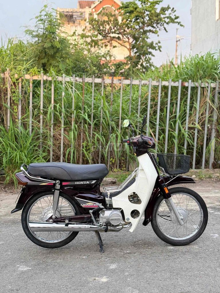 Honda Dream Thái Nâu Trắng. Mua bán Xe máy tại Huyện Củ Chi Tp Hồ Chí Minh được đăng bởi HuỳnhLâm Bổn hình 4