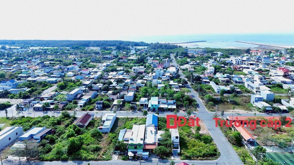 Đất ven biển Lộc An, ngay cạnh Trường cấp 2, mặt tiền đường rộng 16m