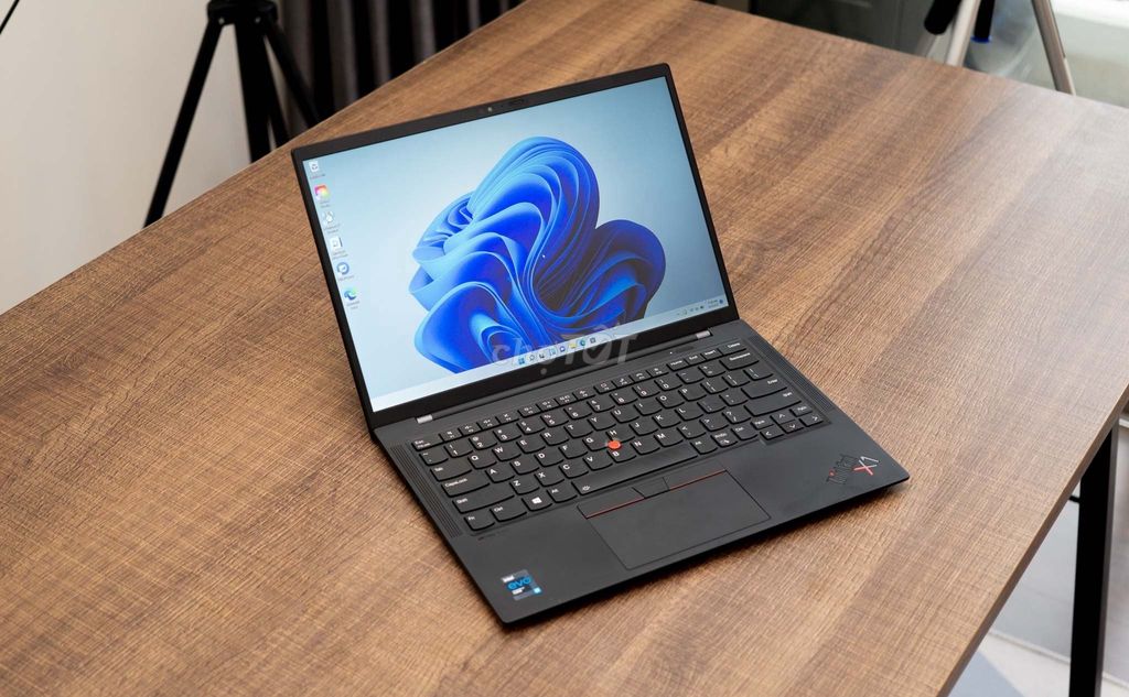 Thinkpad X1 Carbon cấu hình mạnh i7/16