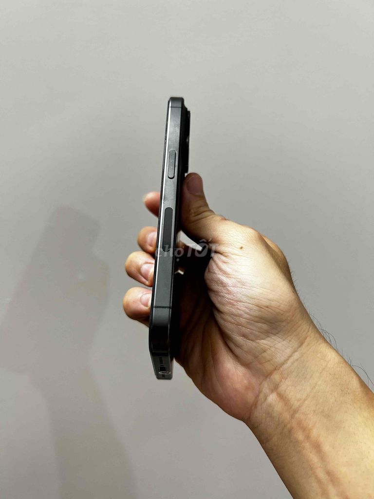 Apple iPhone 15 Pro 256GB Đen. Mua bán Điện thoại tại Quận Liên Chiểu Đà Nẵng được đăng bởi Huy hình 1