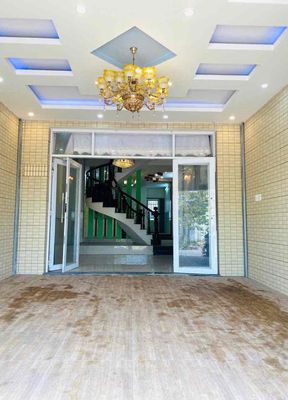 CHO THUÊ NHÀ 2 LẦU RỘNG RÃI THOÁNG MÁT CÓ NỘI THẤT KHU GIÁP NAM LONG. Cho thuê nhà ở tại Quận Cái Răng Cần Thơ được đăng bởi Huỳnh Kiều