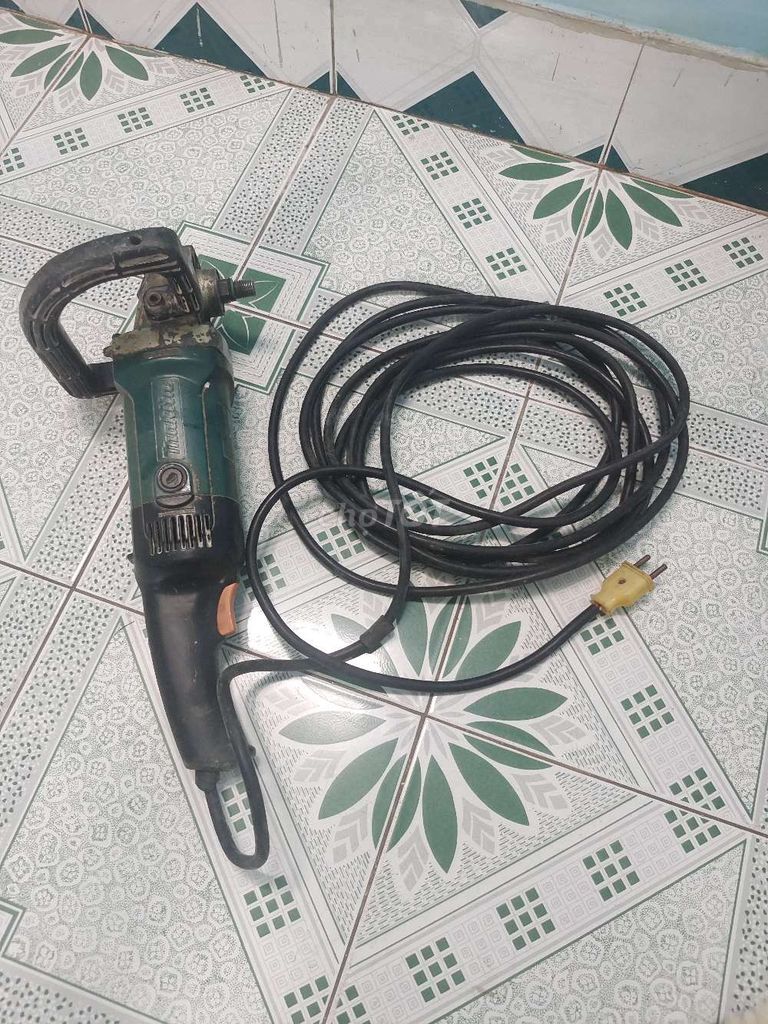 Máy đánh bóng Makita Xanh lá, Đen. Mua bán Đồ chuyên dụng, Giống nuôi trồng tại Thành phố Bà Rịa Bà Rịa - Vũng Tàu được đăng bởi trần ken hình 1