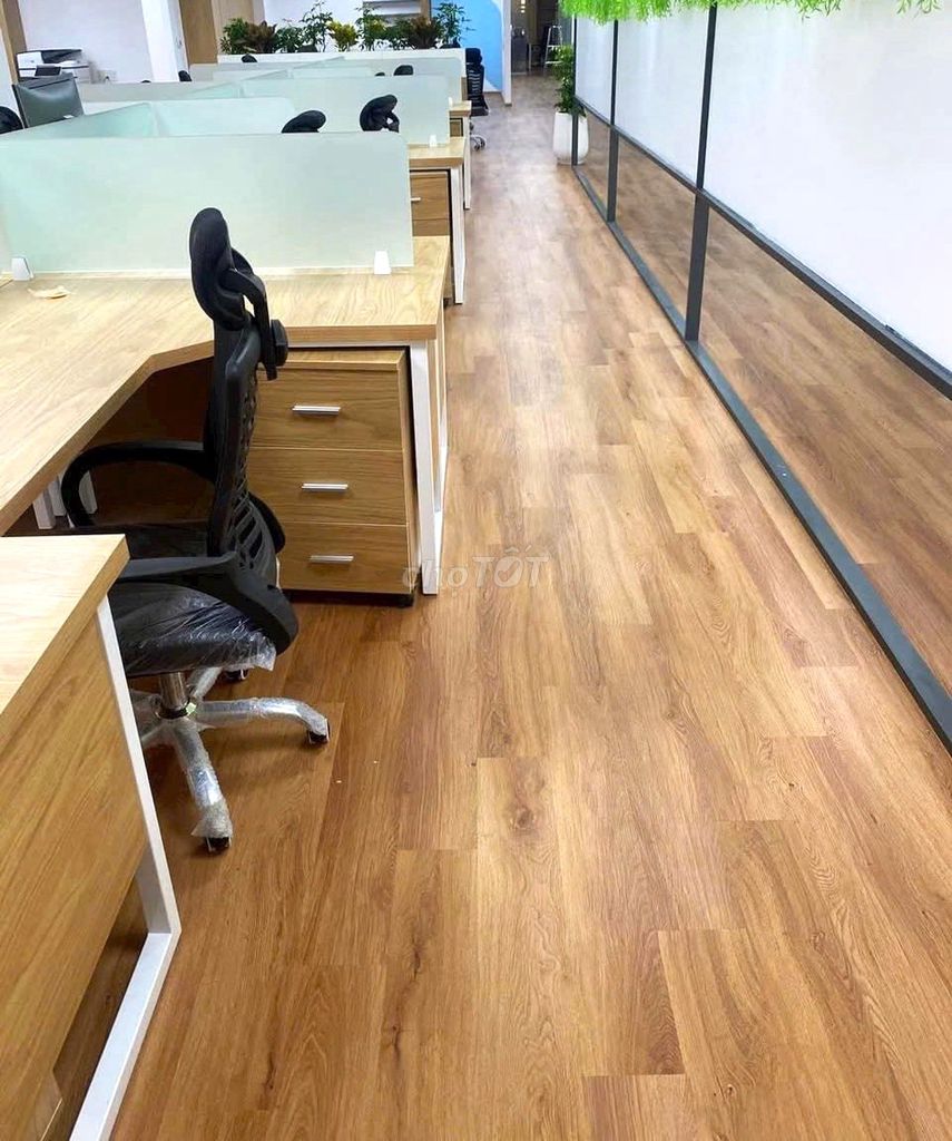 SÀN GỖ KHÁNG NƯỚC - LÁT SÀN NHÀ, CHUNG CƯ. Mua bán Nội thất, đồ gia dụng khác tại Quận Bình Tân Tp Hồ Chí Minh được đăng bởi Hoàng Phát Decor hình 1