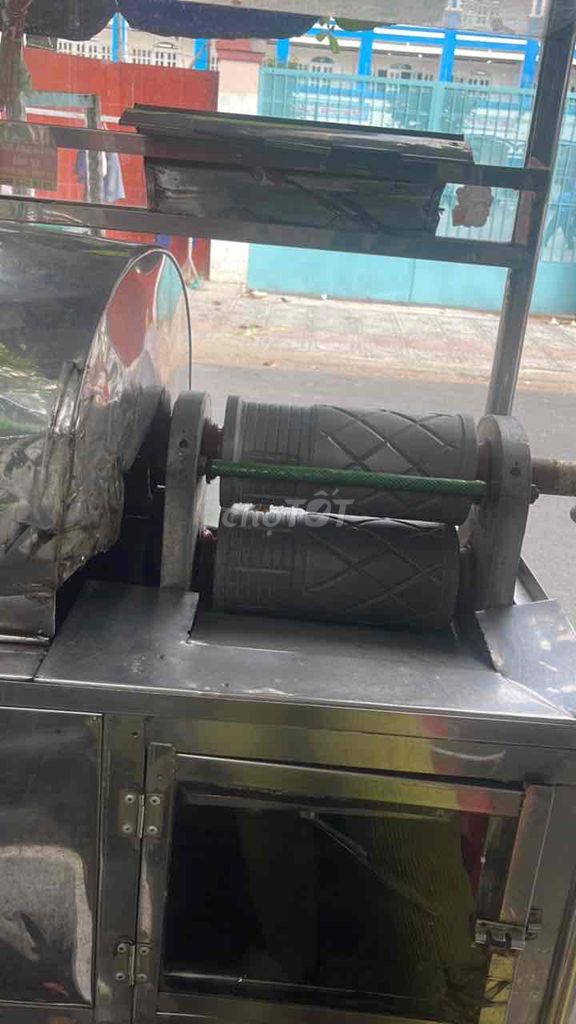 vì bận rộn nên thanh lý xe nước mía giá rẽ. Mua bán Phương tiện khác tại Quận 4 Tp Hồ Chí Minh được đăng bởi Thái Phong hình 3