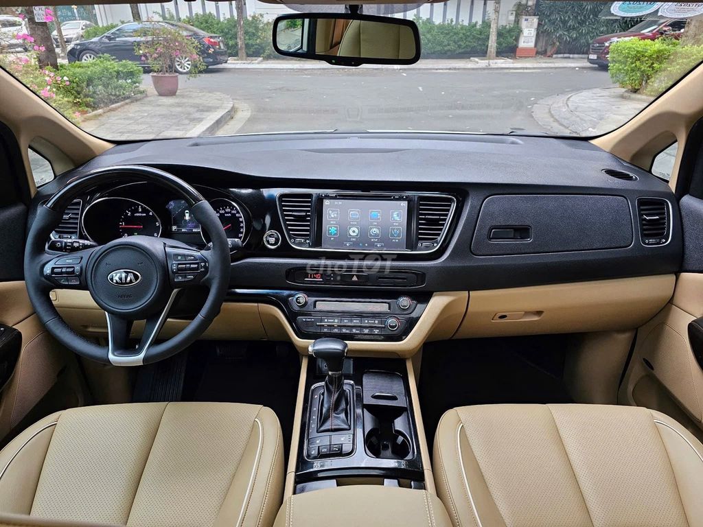 Kia Sedona DATH 2019 Trắng 91000 km. Mua bán Ô tô tại Quận Gò Vấp Tp Hồ Chí Minh được đăng bởi Quang hình 8