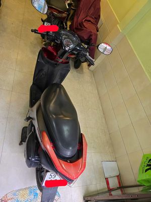 VISION ĐỎ ĐEN ZIN CÓ SMARTKEY SH và chìa secua. Mua bán Xe máy tại Quận 5 Tp Hồ Chí Minh được đăng bởi LỆ