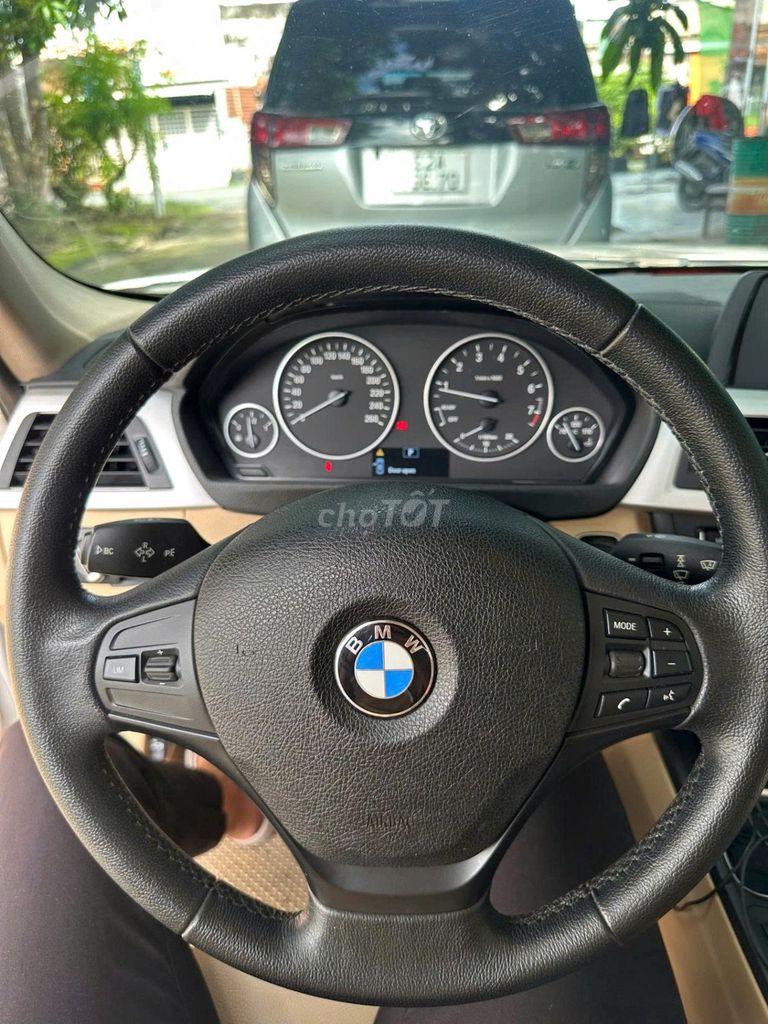 BMW 3 Series 2014 320i - 88000 km. Mua bán Ô tô tại Thành phố Thủ Đức Tp Hồ Chí Minh được đăng bởi Trường Nguyễn hình 4