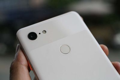bán/giao lưu Google Pixel 3 XL Trắng lưu ảnh free. Mua bán Điện thoại tại Quận Hoàng Mai Hà Nội được đăng bởi Trần Viết Anh AT Mobile Hitech  766 Gbike 