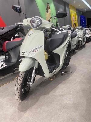 Xe máy điện VinFast Feliz Lite Trắng vs Xanh oliu. Mua bán Xe điện tại Thị xã Kỳ Anh Hà Tĩnh được đăng bởi Khanh Duy