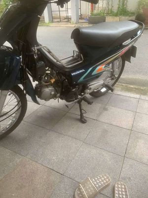 Wave nhỏ đời đầu. Mua bán Xe máy tại Thị xã Bến Cát Bình Dương được đăng bởi Đức Huy