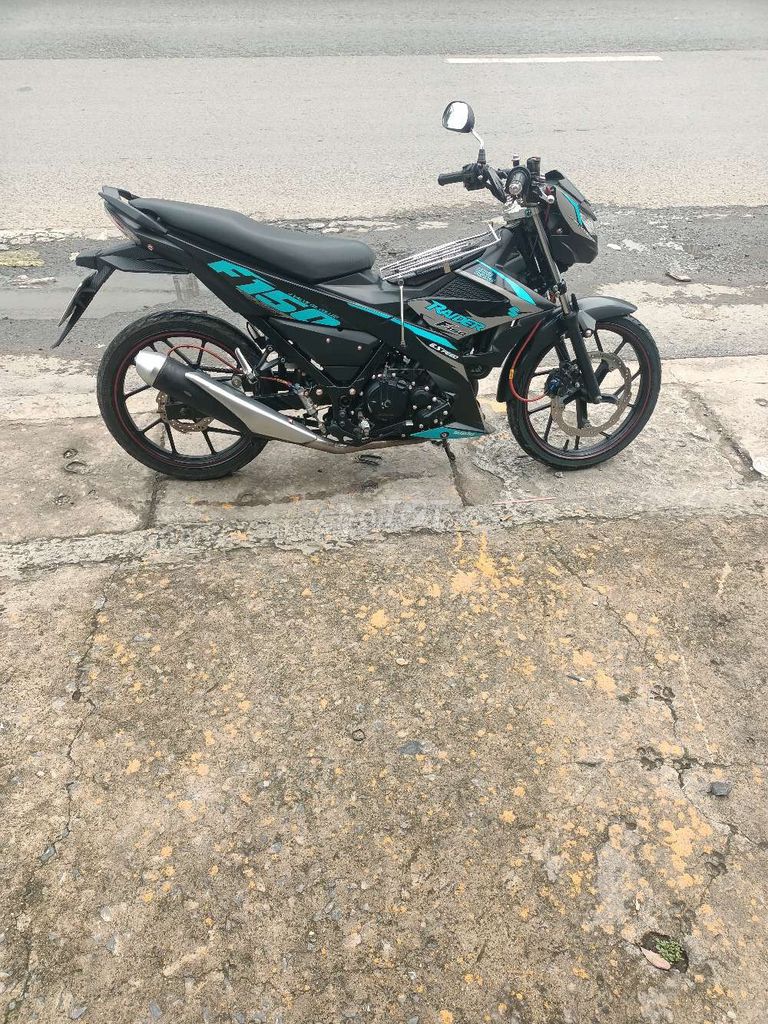 Xe côn tay Suzuki Raider 2019 đen xanh. Mua bán Xe máy tại Huyện Bình Chánh Tp Hồ Chí Minh được đăng bởi Danh Nguyen hình 1