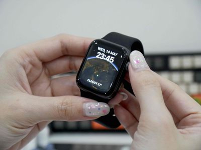 Apple Watch Series 6 40mm Đen Đẹp. Mua bán Thiết bị đeo thông minh tại Quận Gò Vấp Tp Hồ Chí Minh được đăng bởi KHÁNH HUNTER