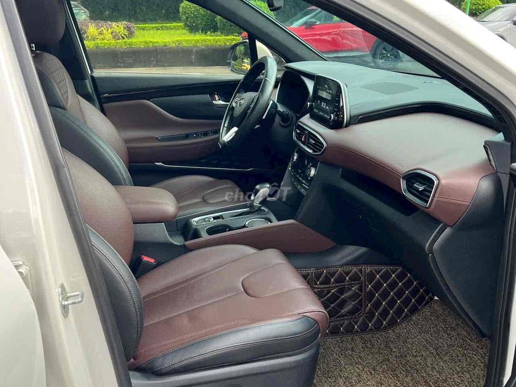 Hyundai Santa Fe 2021 2.2 Dầu cao cấp - 68000 km. Mua bán Ô tô tại Quận Long Biên Hà Nội được đăng bởi Le hao hình 7