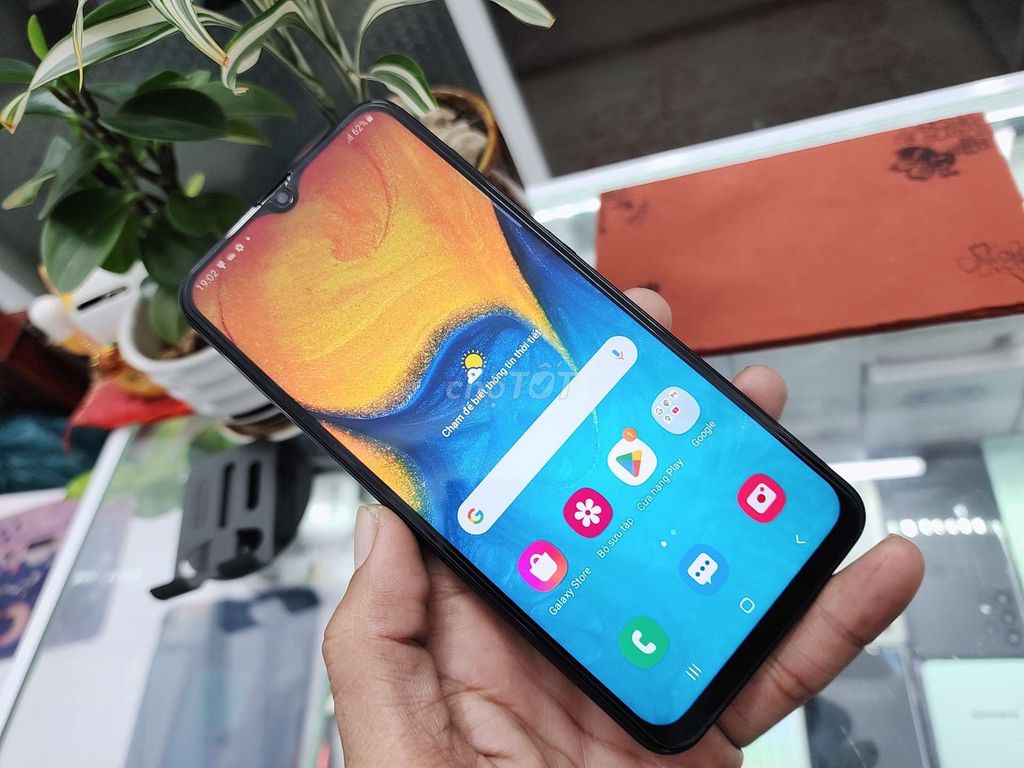 Samsung A20 32GB (bh 1 tháng) 2 sim. Mua bán Điện thoại tại Quận Ninh Kiều Cần Thơ được đăng bởi Huy hình 1