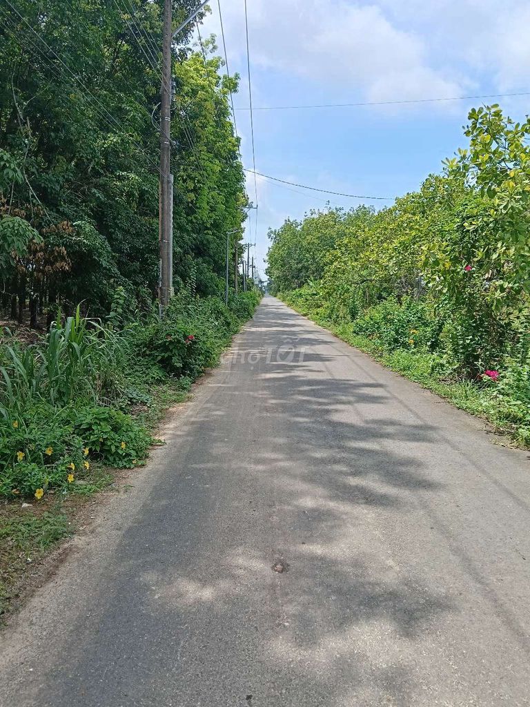 xã Phú Lý 40m mặt đường nhựa 939m2 ,100m2 thổ cư