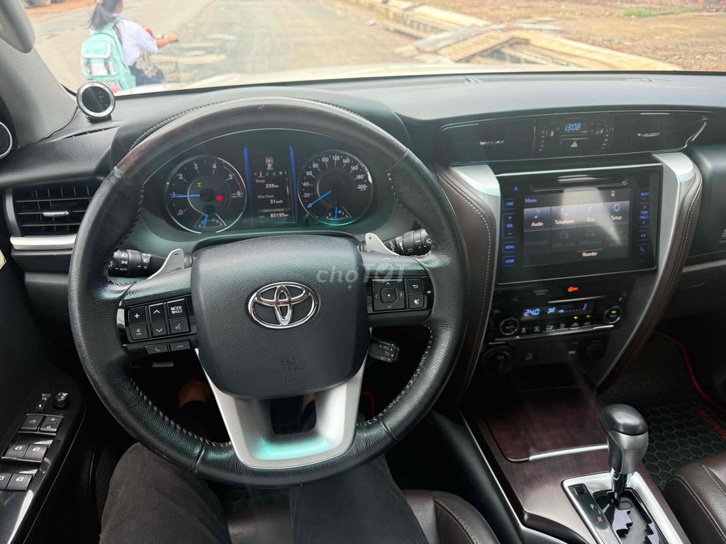 Toyota Fortuner 2018 2.8V 4x4 AT - 90000 km. Mua bán Ô tô tại Quận 12 Tp Hồ Chí Minh được đăng bởi Văn Bình hình 7