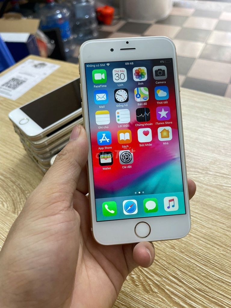 Apple iPhone 6 Vàng Đã sử dụng. Mua bán Điện thoại tại Quận Đống Đa Hà Nội được đăng bởi NHẬT LỆ CAMERA hình 1