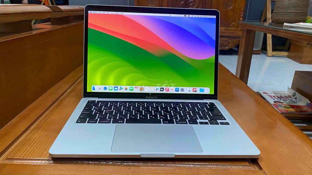 Apple MacBook Pro 2020 i5 13 inch 16GB/256GB Bạc. Mua bán Laptop tại Huyện Châu Đức Bà Rịa - Vũng Tàu được đăng bởi Út Thanh hình 1