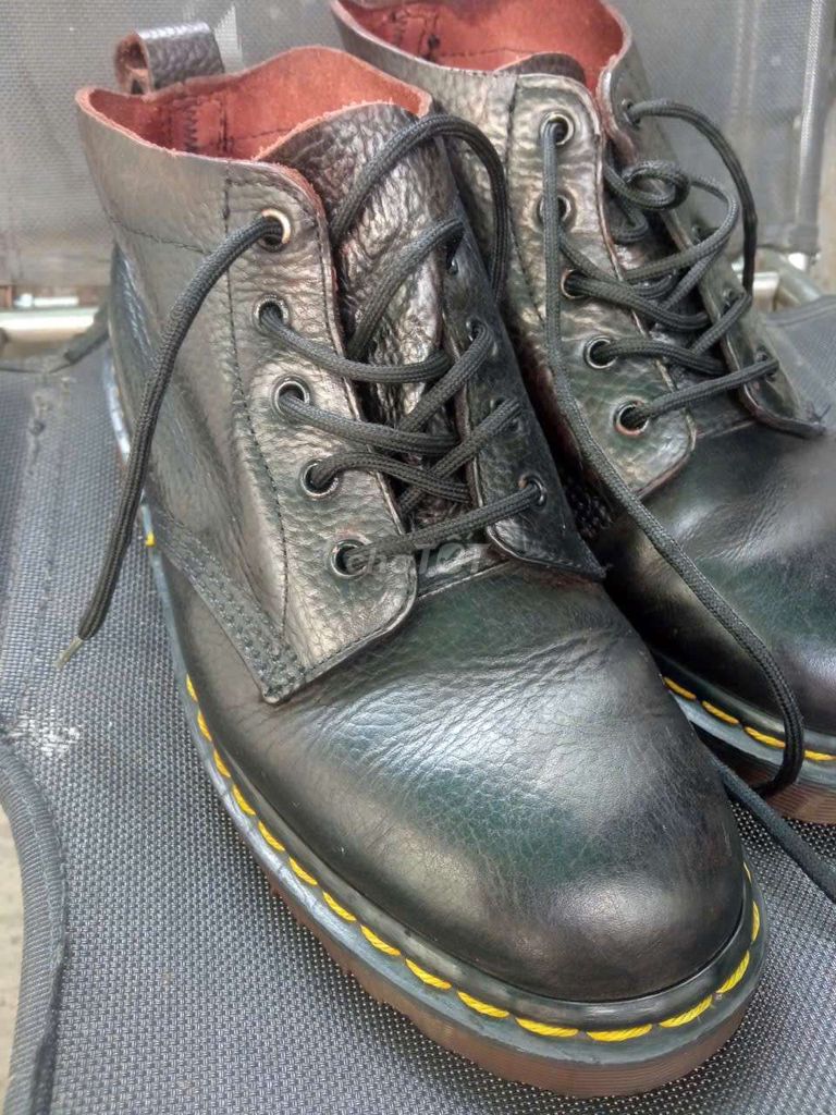 Size 39. Giày bốt Dr. Martens Da Đen Unisex. Mua bán Giày dép tại Quận 8 Tp Hồ Chí Minh được đăng bởi Lĩng Nguyễn  hình 1
