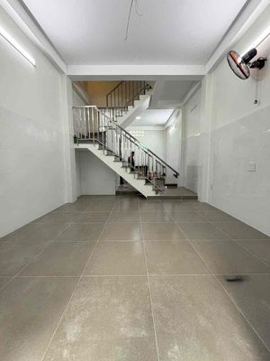 Аренда · 4 комн. · 44 м² · Quận Tân Phú, ул. Đường Gò Dầu