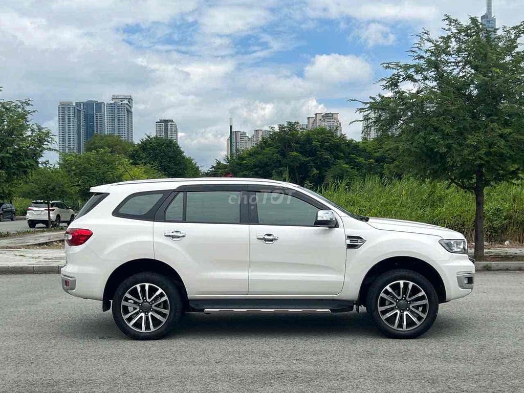 Ford Everest 2021 Titanium 2.0L AT 4x2 - 79000 km. Mua bán Ô tô tại Quận Bình Tân Tp Hồ Chí Minh được đăng bởi Nguyễn Hữu Tròn hình 5
