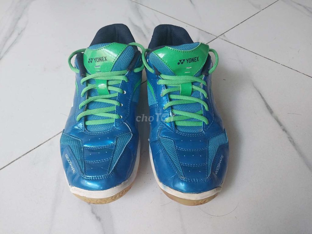 Giày cầu lông Yonex, size 40.5