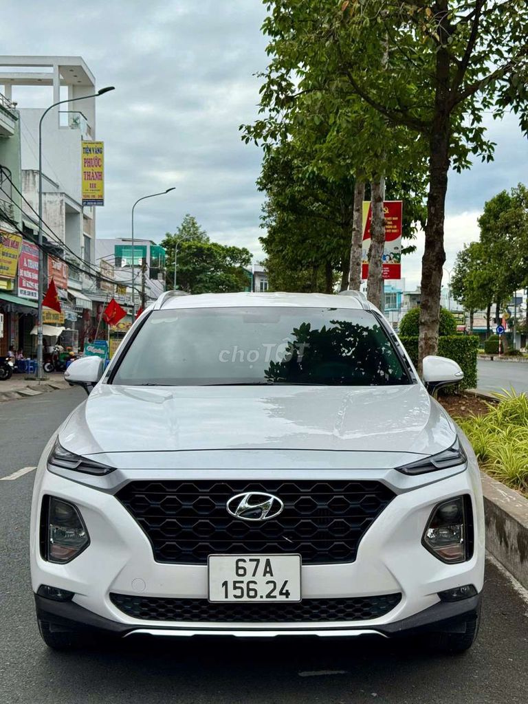 Hyundai Santafe 2.2Diesel Tiêu chuẩn 37k km. Mua bán Ô tô tại Quận 6 Tp Hồ Chí Minh được đăng bởi Thu Hảo hình 2