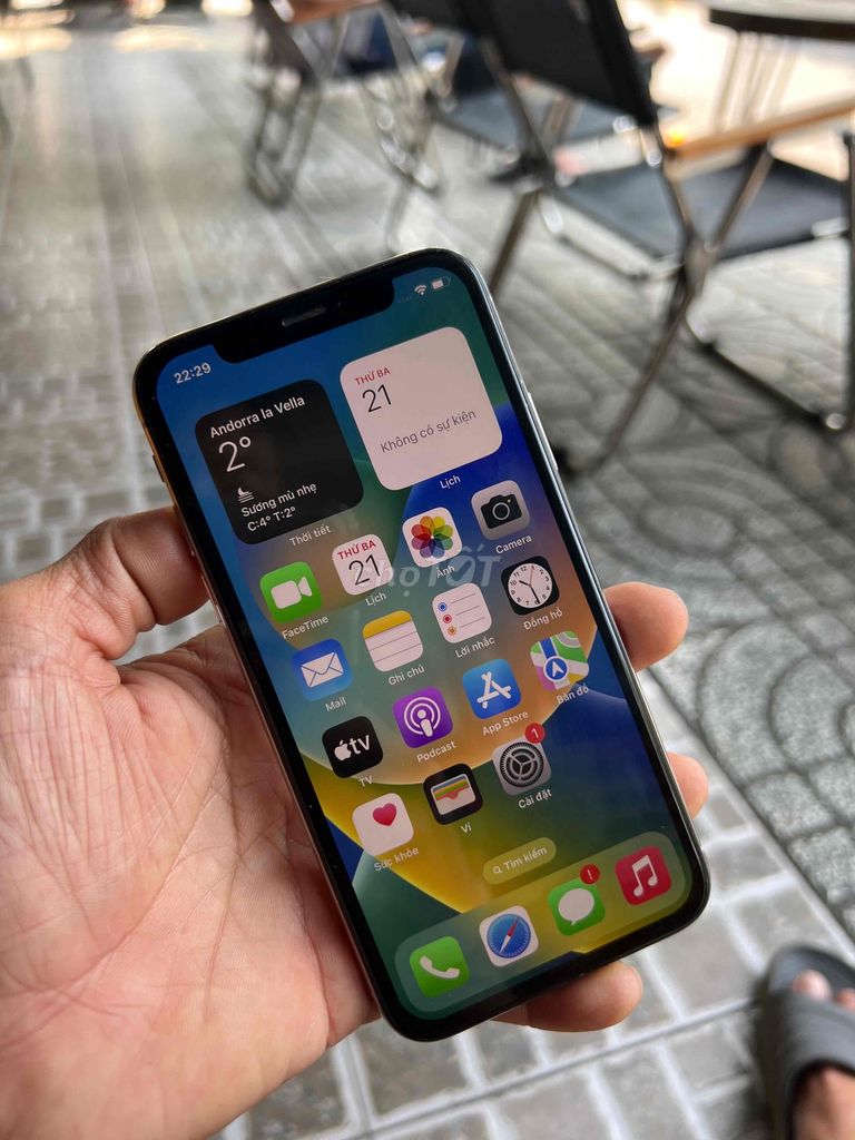 iPhone X Quốc Tế 64G, đẹp keng, màu trắng pin100%