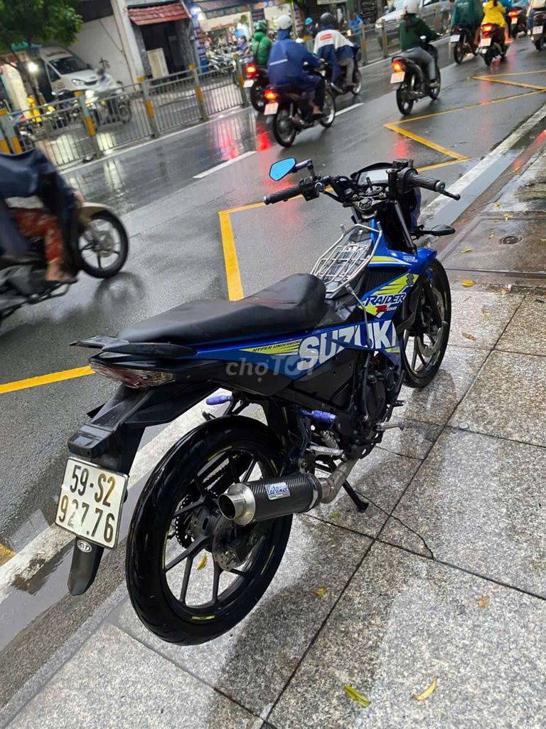 Suzuki raider Fi 2020 mới 90% Bstp chính chủ. Mua bán Xe máy tại Quận Tân Phú Tp Hồ Chí Minh được đăng bởi Tuanduy hình 4