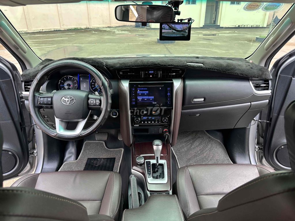 Fortuner xăng nhập khẩu Indo 1chủ bảo dưỡng Toyota. Mua bán Ô tô tại Huyện Hóc Môn Tp Hồ Chí Minh được đăng bởi Hiền Nguyễn hình 11