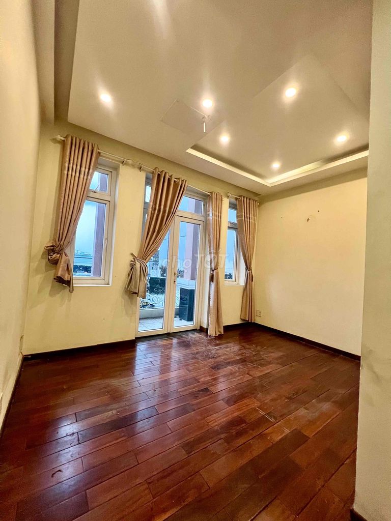 Cho Thuê Biệt Thự Gần Chung Cư Thạnh Lộc DT 8x15 1Lầu 4Pn 3Wc