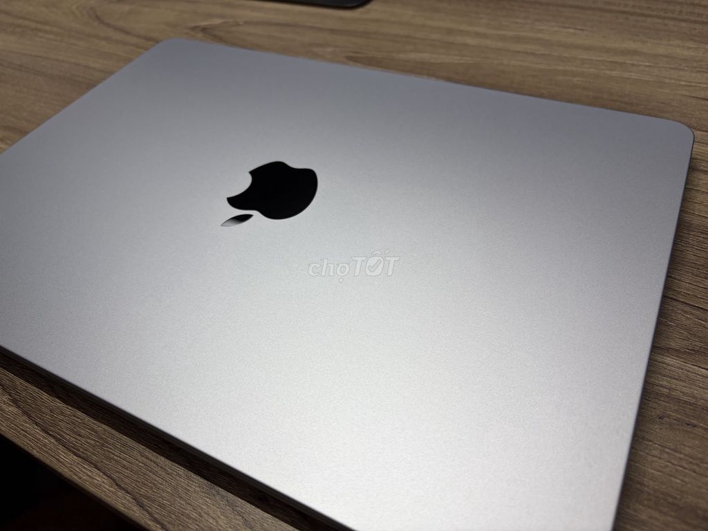 Apple MacBook Air M4 16GB Bạc Như mới. Mua bán Laptop tại Quận Tân Phú Tp Hồ Chí Minh được đăng bởi Hải hình 1