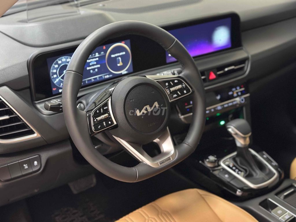 Kia Seltos 1.5T GT Line Sx 12/2024 Odo 5.000 km. Mua bán Ô tô tại Quận 8 Tp Hồ Chí Minh được đăng bởi Hiếu Trần hình 11