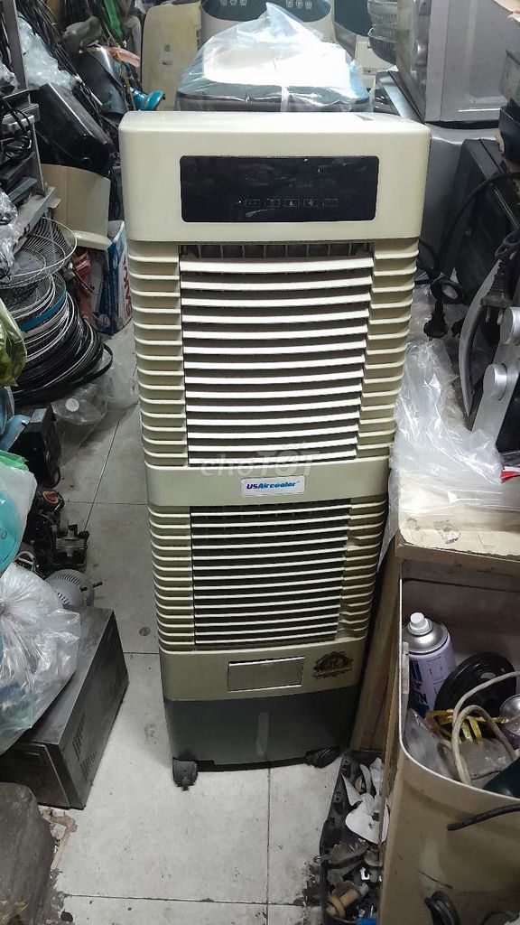 Quạt hơi nước hiệu Air cooler, còn mới.