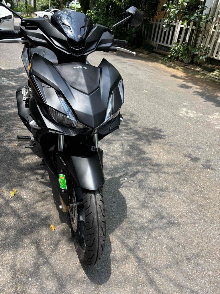 Honda Winner V4, мотоцикл с механической КПП, пробег 2 460 км