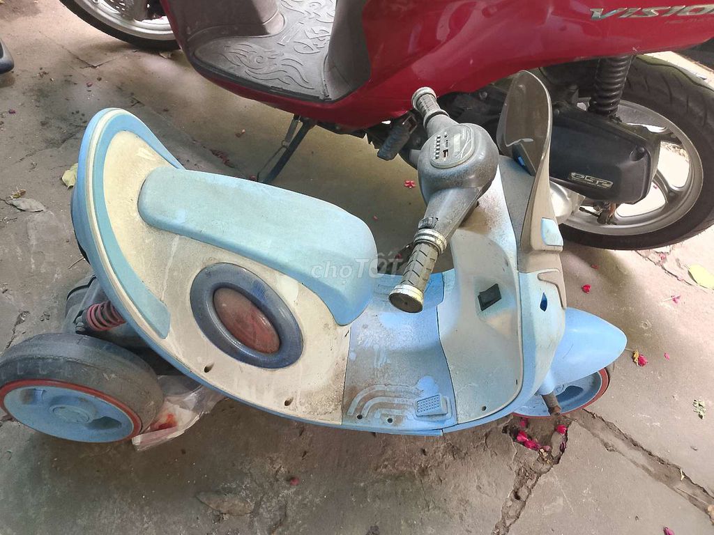 Xe điện trẻ em hư . Mua bán Mẹ và bé tại Quận Bình Tân Tp Hồ Chí Minh được đăng bởi Cẩm hình 1