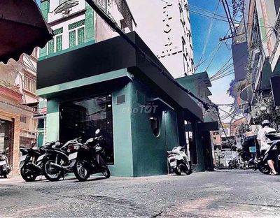 Аренда · 1 комн. · 45 м² · Quận 1, ул. Đường Cống Quỳnh