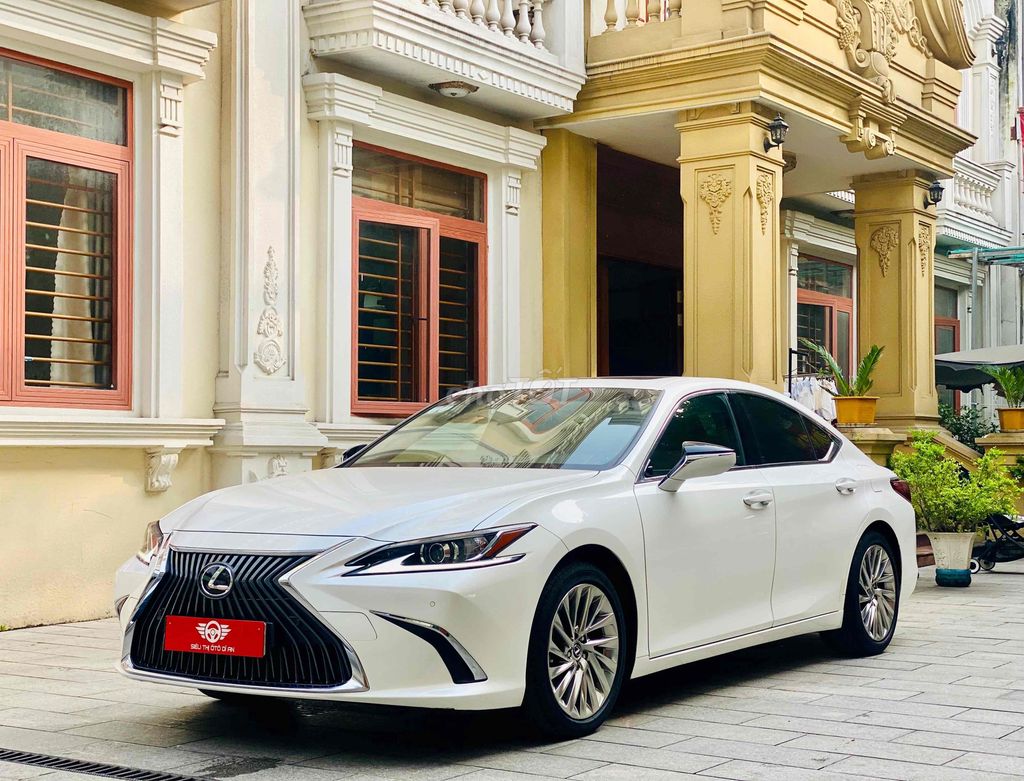 Lexus ES250 2019 Nhập Nhật Odo 4v Cực Đẹp Giá Tốt