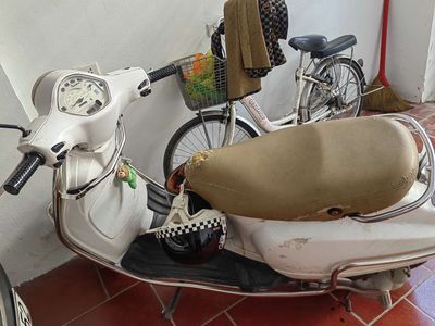 VESPA 2014 chạy êm ngon bao không lỗi. Mua bán Xe máy tại Quận Hà Đông Hà Nội được đăng bởi Tuấn