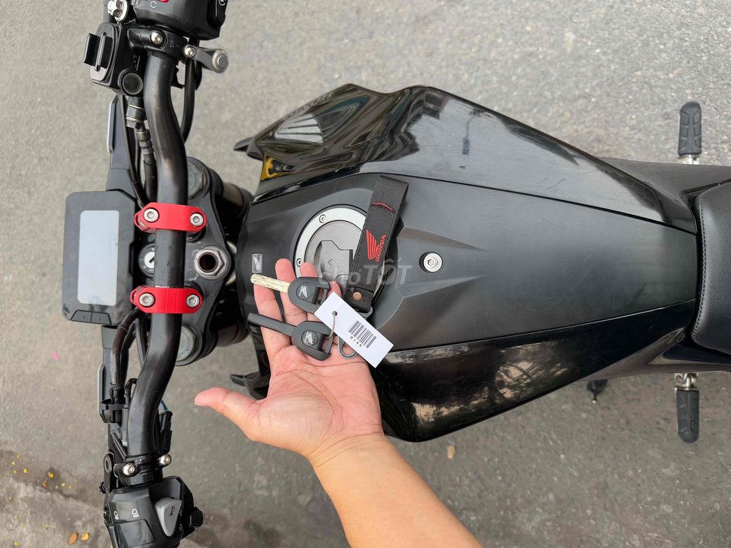 Honda cb300r 2020, zin đẹp, chính chủ. Mua bán Xe máy tại Quận 6 Tp Hồ Chí Minh được đăng bởi TanNguyenStore  hình 4