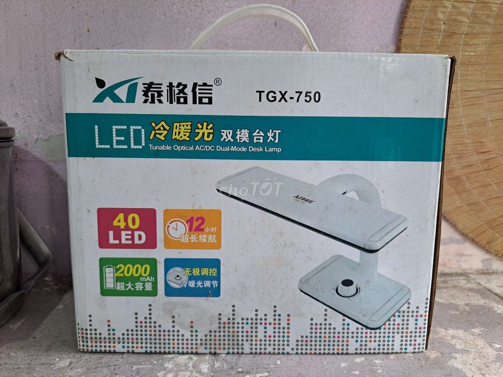 Cho tặng đèn bàn LED TGX TGX-750 Trắng. Mua bán Đèn tại Thành phố Thủ Đức Tp Hồ Chí Minh được đăng bởi Chị Minh hình 1