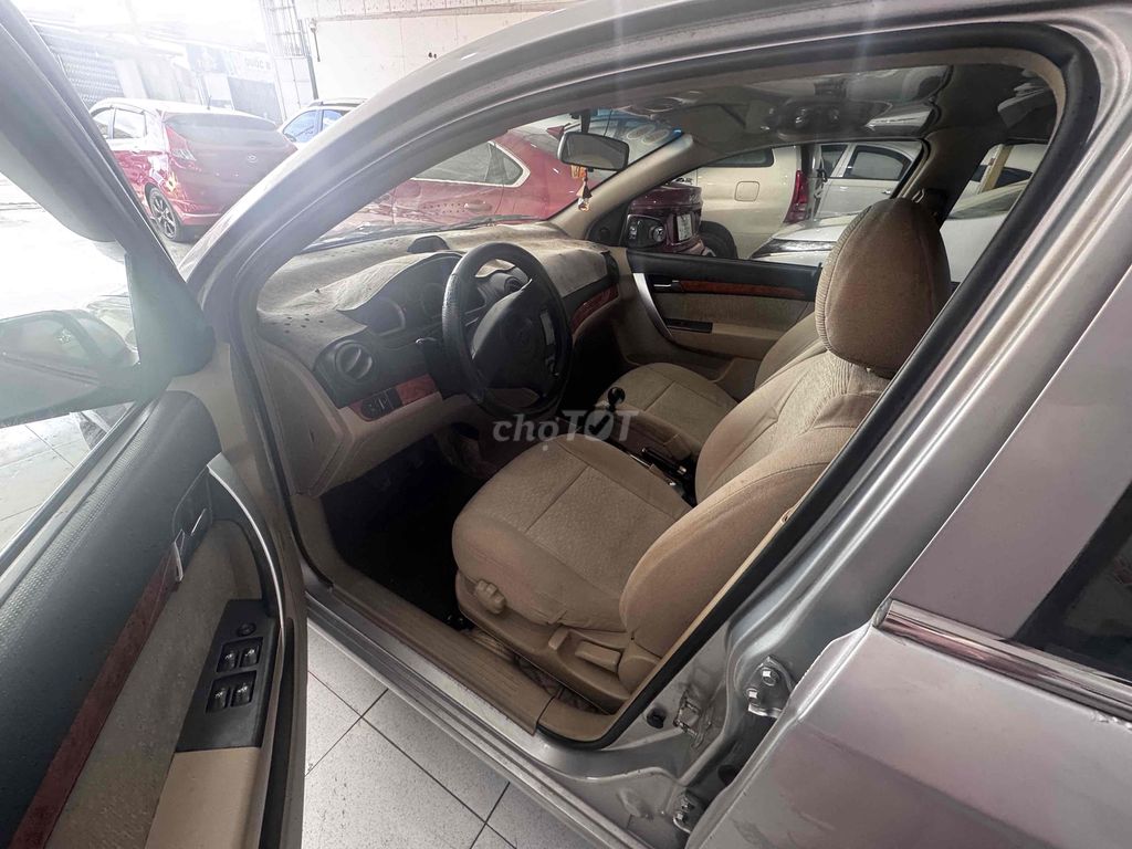 Daewoo Gentra màu Bạc. Mua bán Ô tô tại Quận Bình Thuỷ Cần Thơ được đăng bởi Phi hình 10