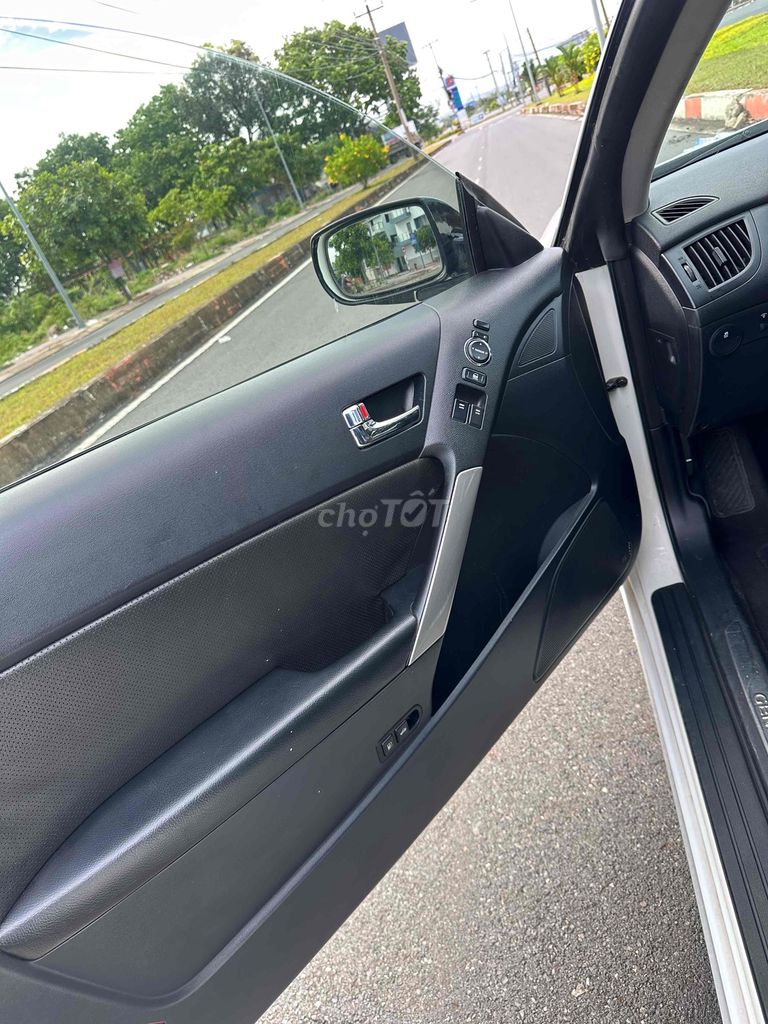 Hyundai Genesis 2009 - 115000 km. Mua bán Ô tô tại Thành phố Bà Rịa Bà Rịa - Vũng Tàu được đăng bởi gia khang hình 11