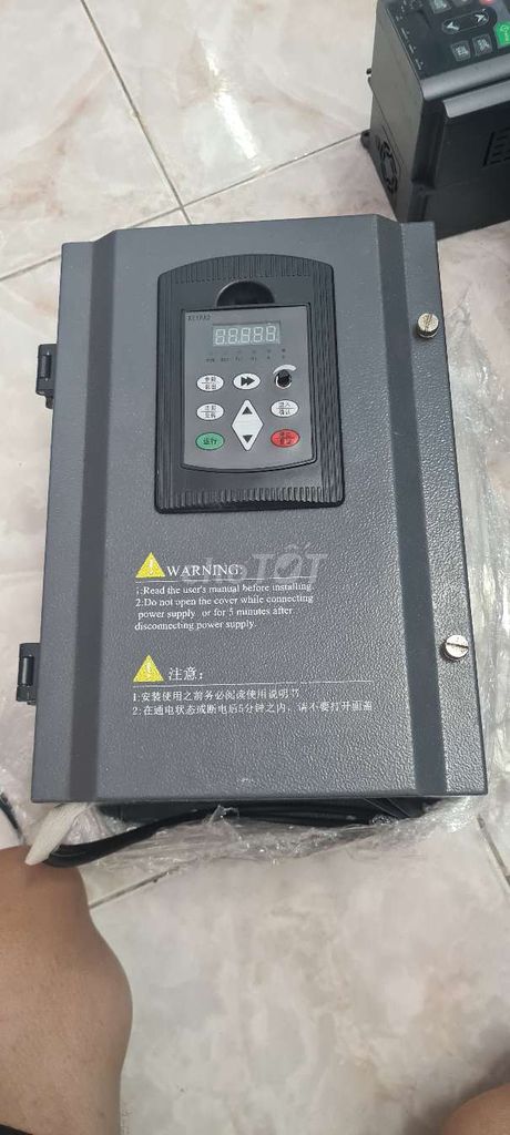 Biến tần 1pha ra 380v