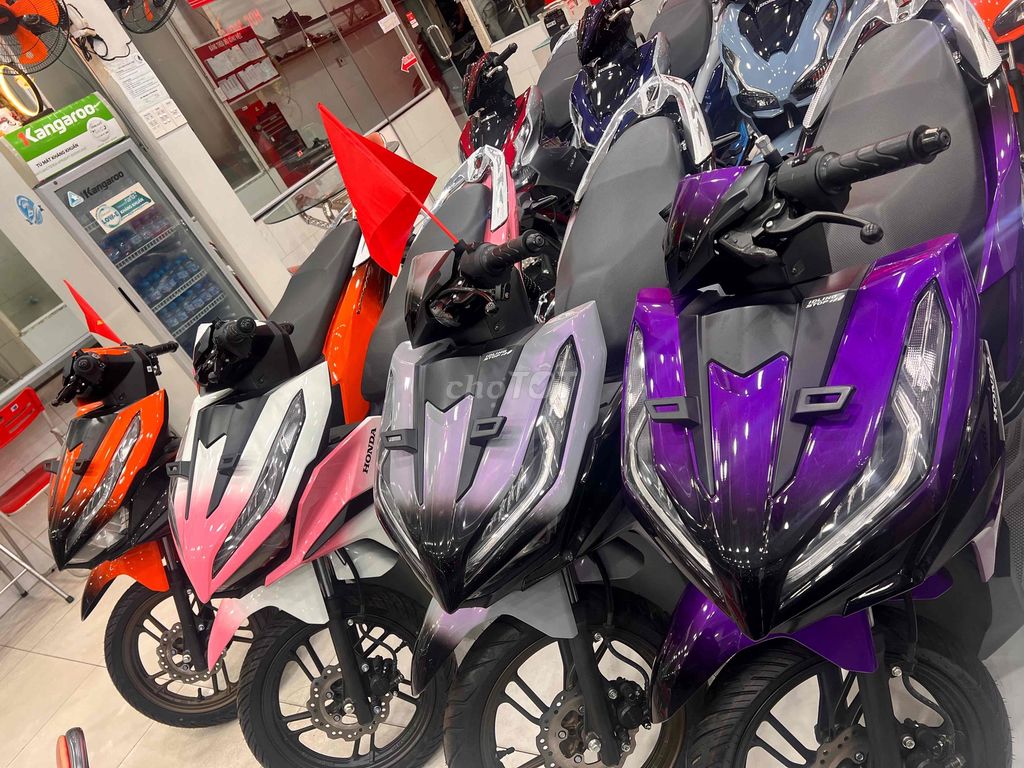 Cần bán gấp xe Vario 125/60 giá rẻ. Mua bán Xe máy tại Quận 12 Tp Hồ Chí Minh được đăng bởi Thanh Hằng hình 4