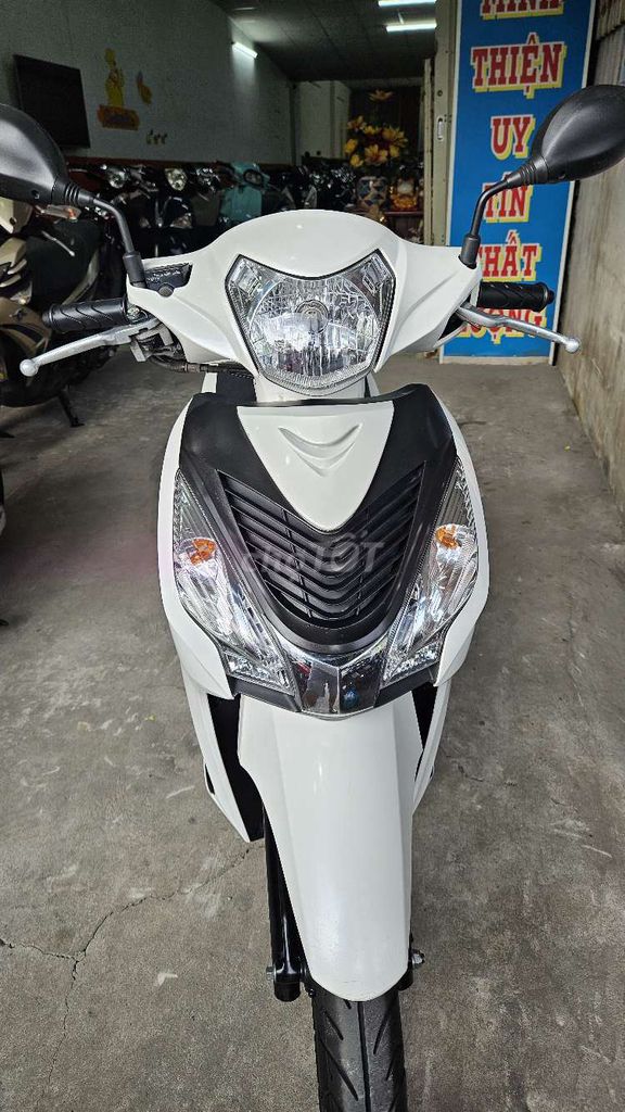 Vision 2020 ( e có bán góp ). Mua bán Xe máy tại Quận Ninh Kiều Cần Thơ được đăng bởi MINH THIỆN bán xe trả góp hình 1